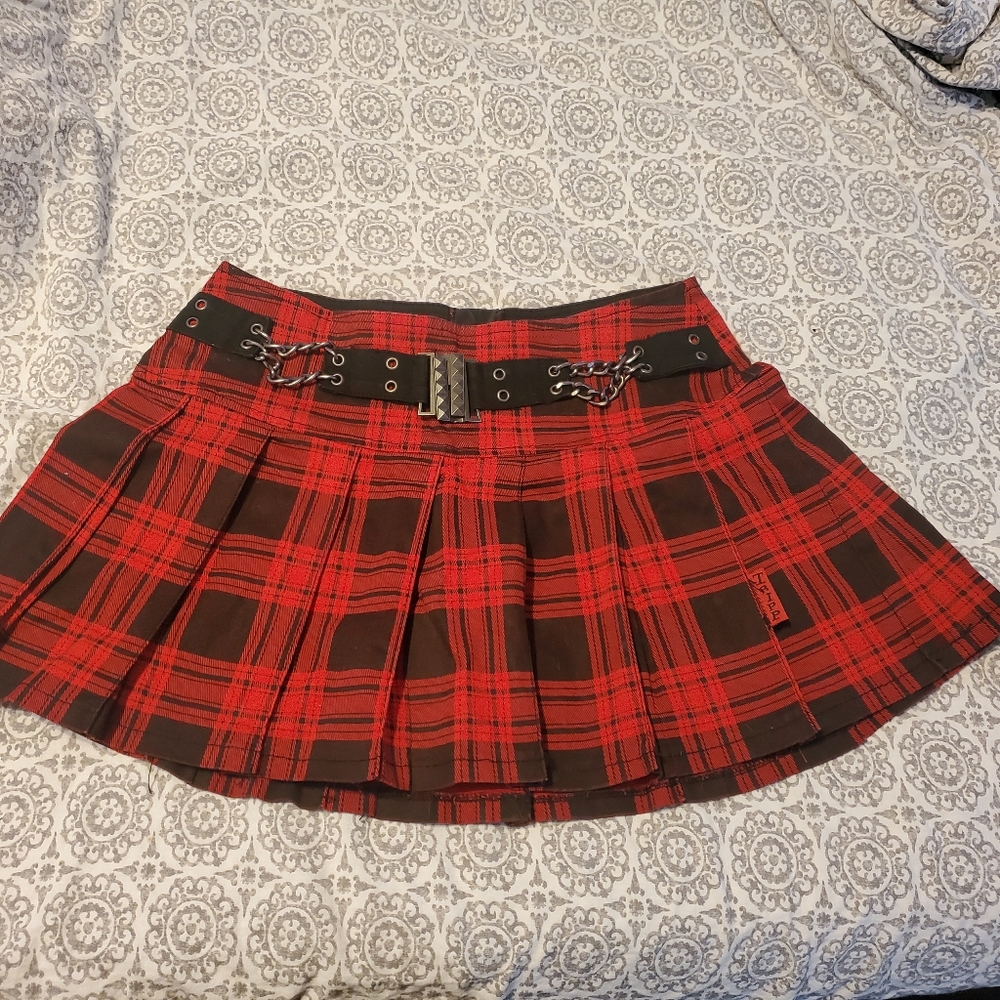 Tripp red/black plaid skirt size small